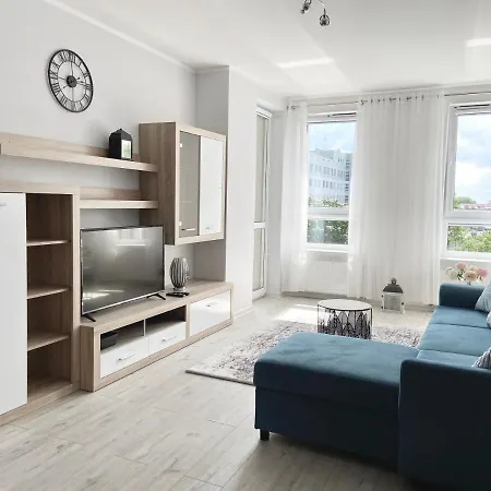 شقة Komfortowy Z Balkonem 'platany' كولوبرزيغ