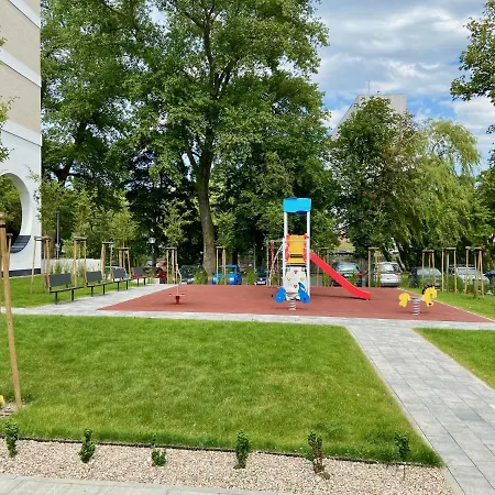 شقة Komfortowy Z Balkonem 'platany' كولوبرزيغ