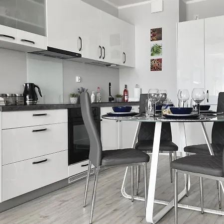 Komfortowy Z Balkonem 'platany' Kołobrzeg